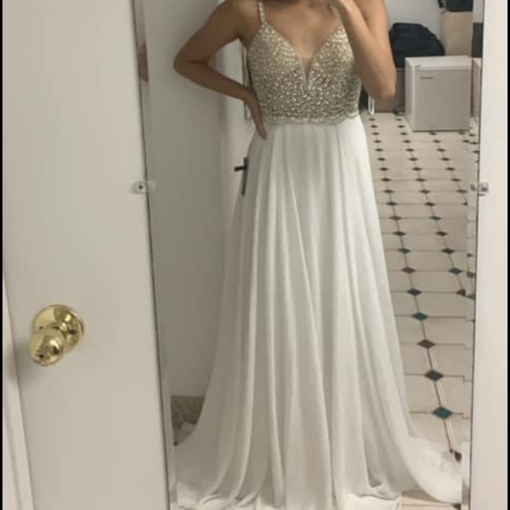 Lulus Dress/ Prom Dress (Size 2)